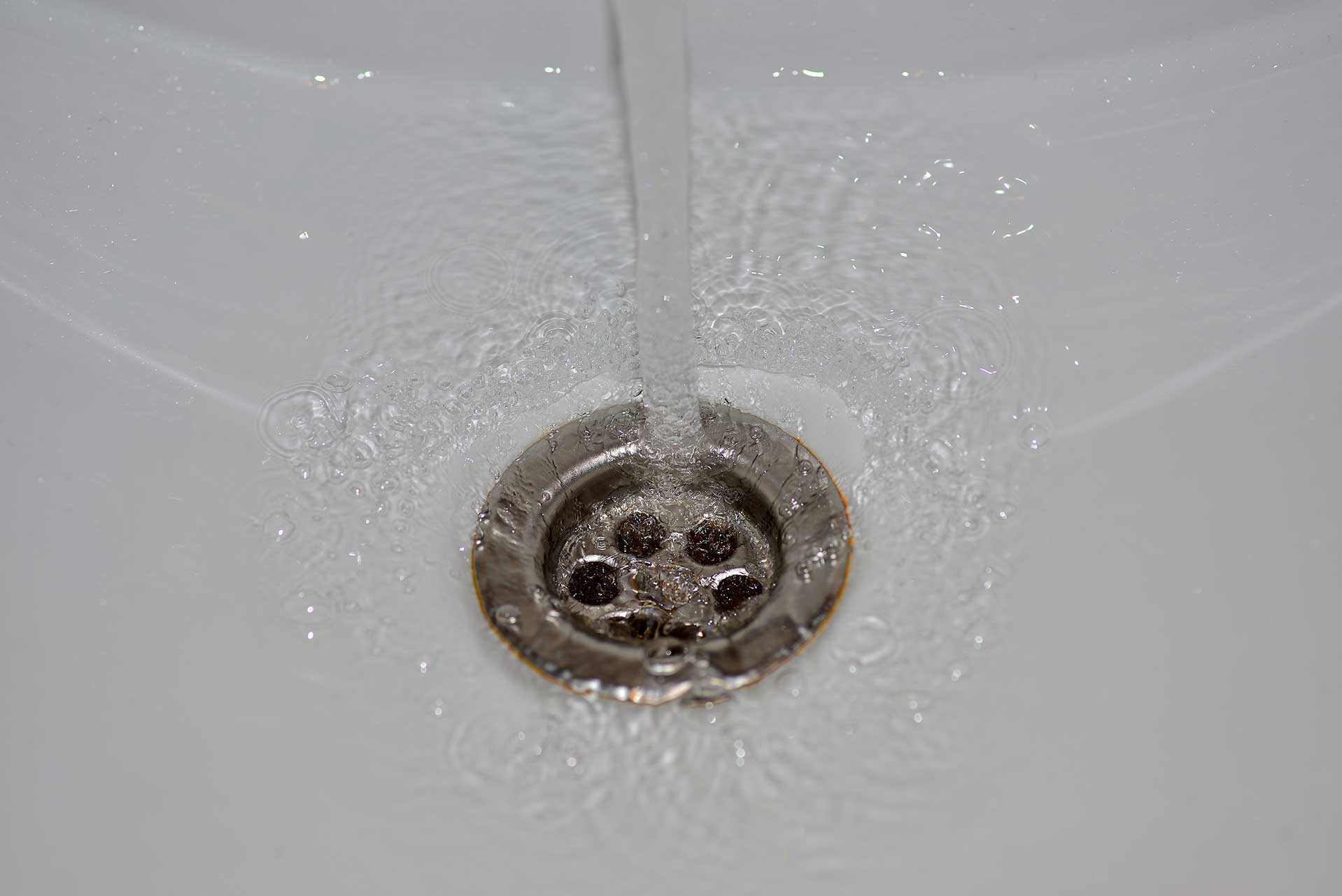 A2B Drains provides services to unblock blocked sinks and drains for properties in Hellesdon.